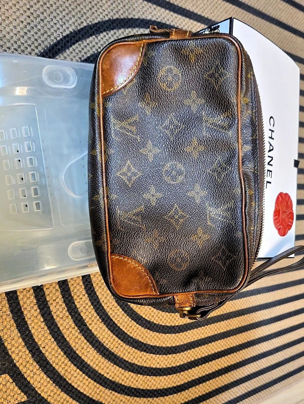 Louis Vuitton Monogram Clutch in Brown